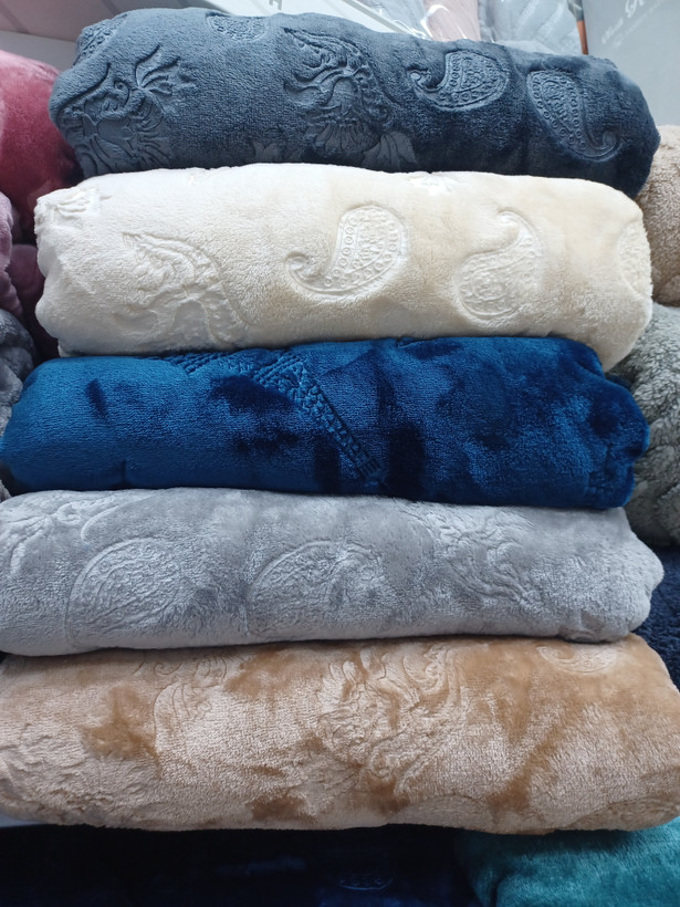 پتو مسافرتی super soft چهارفصل دو نفره
